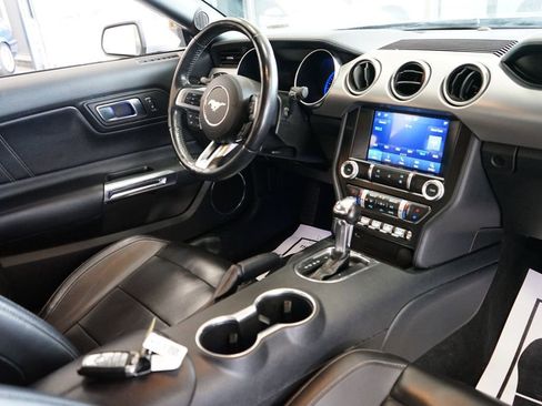 Used 2021 Ford Mustang Premium RWD image 9