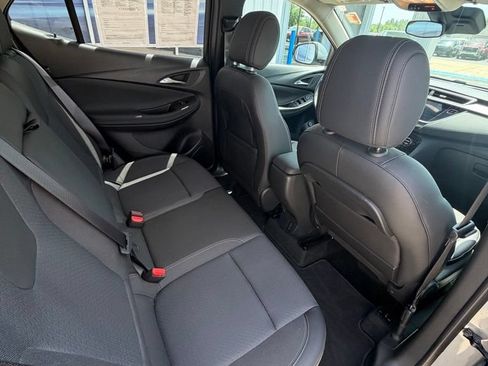 Used 2023 Buick Encore GX Select w/ Sport Touring Package FWD image 13