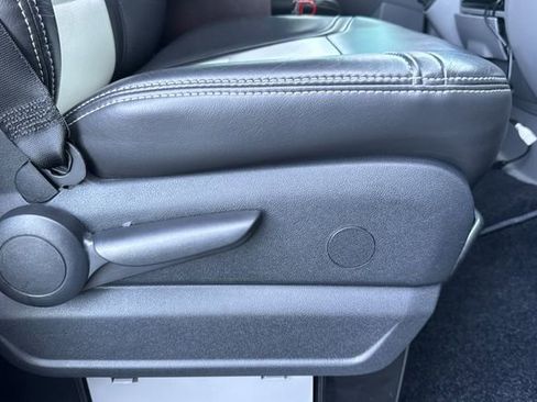 Used 2016 Mercedes-Benz Sprinter 3500 image 23