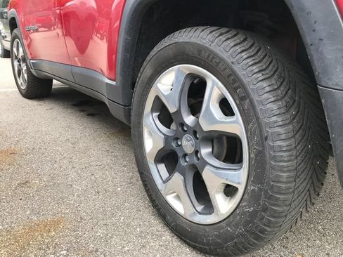 Used 2018 Jeep Compass Limited w/ Navigation Group AWD/4WD image 13