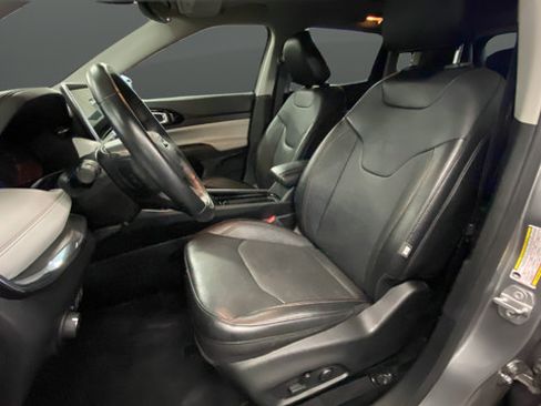 Used 2022 Jeep Compass Limited w/ Sun and Sound Group AWD/4WD image 9