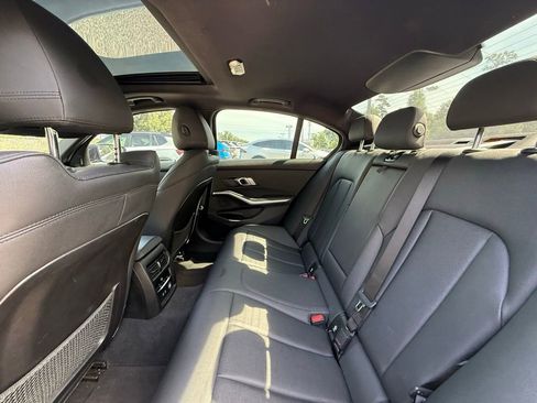 Used 2020 BMW 330i Sedan w/ Driving Assistance Package RWD image 15