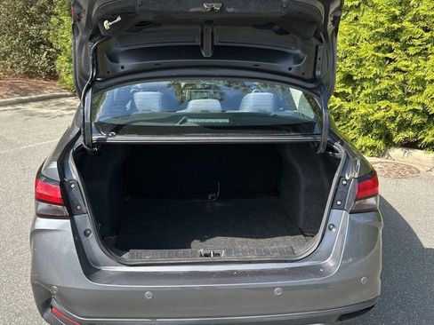Used 2020 Nissan Versa S image 24
