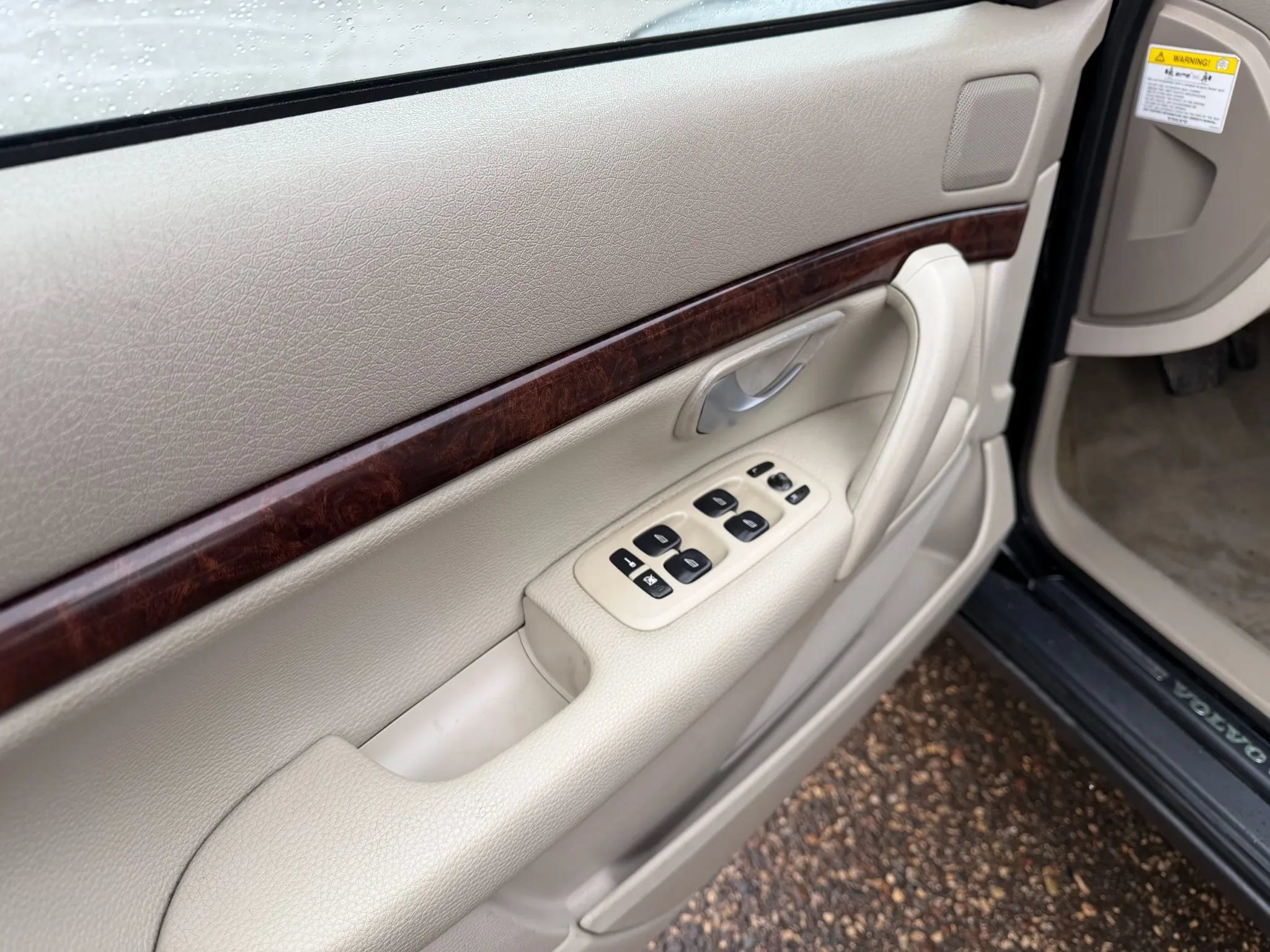 Used 2004 Volvo S80 2.5T AWD/4WD image 15