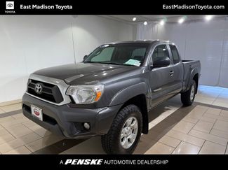 Used 2015 Toyota Tacoma 4x4 Access Cab V6 image 1