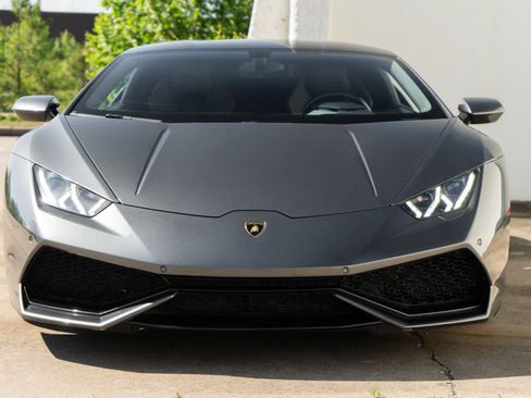 Used 2015 Lamborghini Huracan LP 610-4 image 13