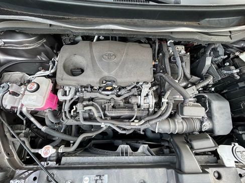 Used 2021 Toyota Sienna Platinum FWD image 12