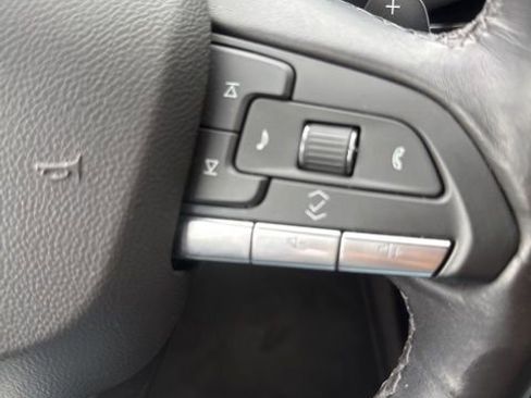 Used 2024 Cadillac XT4 Premium Luxury AWD/4WD image 24