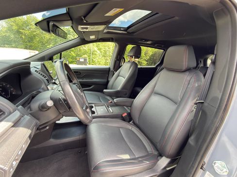 Used 2025 Honda Odyssey Sport-L image 2