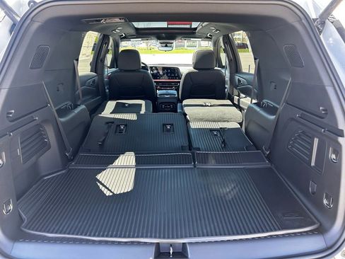 New 2026 Chevrolet Traverse Z71 w/ Driver Confidence Package AWD/4WD image 24