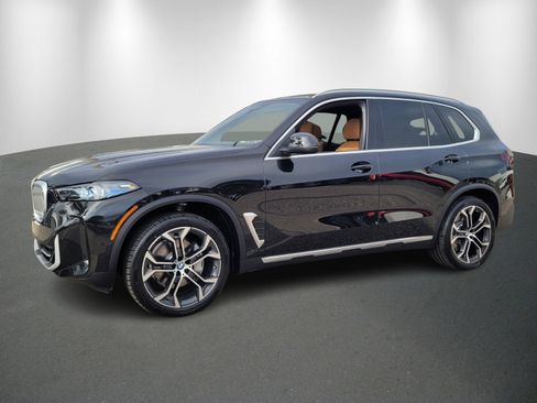 New 2026 BMW X5 sDrive40i image 3