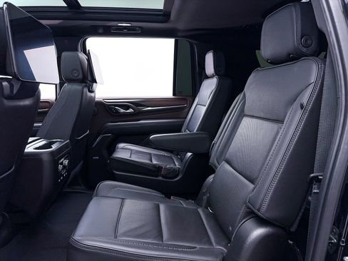 Used 2021 GMC Yukon XL Denali w/ Denali Ultimate Package RWD image 39