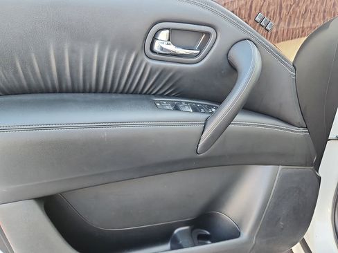 Used 2020 Nissan Armada Platinum w/ Captain's Chairs Package image 13