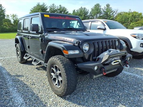 Used 2023 Jeep Wrangler Unlimited Rubicon w/ Cold Weather Group AWD/4WD image 12