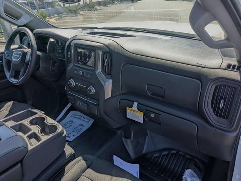 New 2026 GMC Sierra 2500 Pro w/ Convenience Package RWD image 19