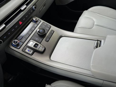 Used 2024 Hyundai Palisade SEL FWD image 43