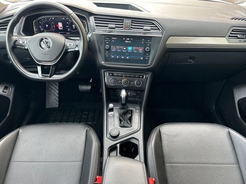 Used 2020 Volkswagen Tiguan SEL image 10