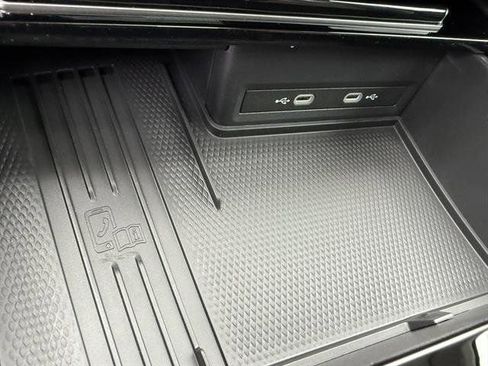 New 2025 Volkswagen Atlas SEL Premium R-Line image 27