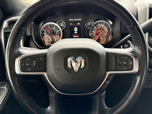 Used 2024 RAM 3500 Big Horn AWD/4WD image 33