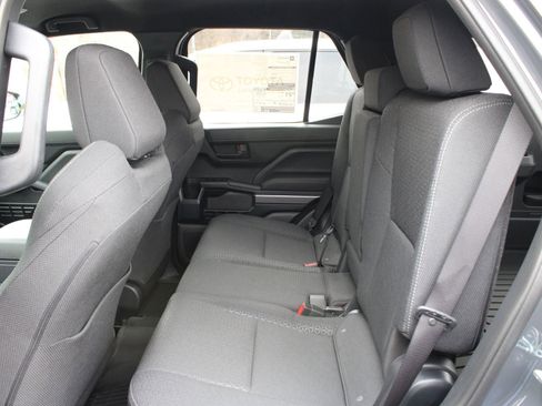 New 2026 Toyota 4Runner SR5 image 19