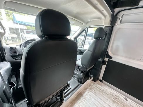 Used 2026 RAM ProMaster 2500 w/ Convenience Group FWD image 23