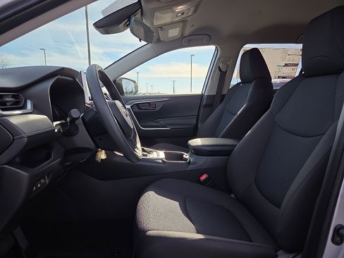New 2025 Toyota RAV4 LE image 9