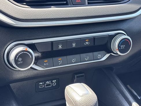 Certified 2025 Nissan Altima 2.5 S FWD image 17