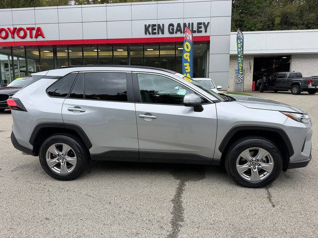 Certified 2025 Toyota RAV4 XLE AWD/4WD image 2