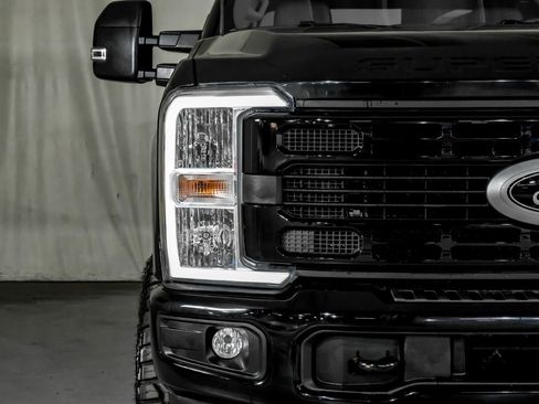 Used 2025 Ford F350 XLT image 37