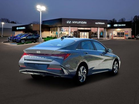 New 2026 Hyundai Elantra Limited w/ Cargo Package image 5