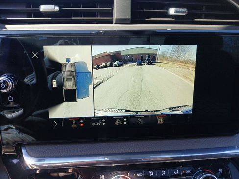Used 2024 GMC Sierra 1500 Denali AWD/4WD image 27
