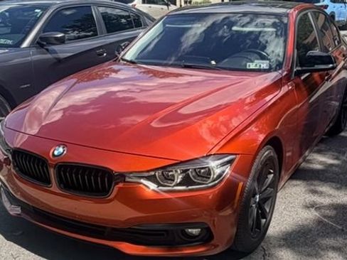 Used 2018 BMW 320i xDrive Sedan w/ Convenience Package AWD/4WD image 1