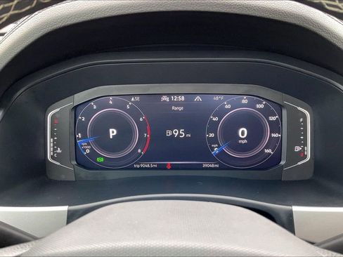 Used 2023 Volkswagen Atlas SE image 13