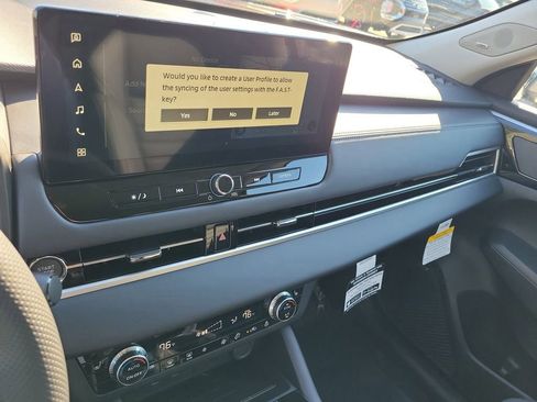 New 2026 Mitsubishi Outlander SE image 28