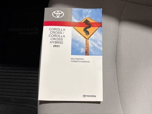 Certified 2023 Toyota Corolla Cross L AWD/4WD image 23