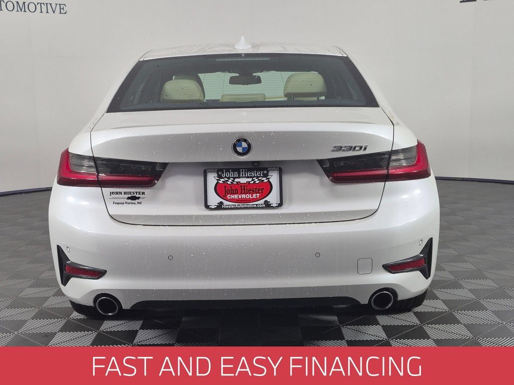 Used 2022 BMW 330i Sedan w/ Premium Package RWD image 6
