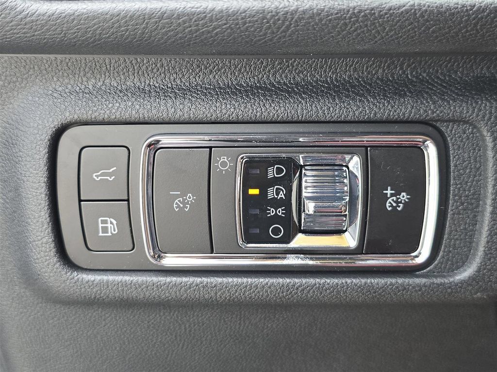 New 2025 Lincoln Corsair Grand Touring w/ Equipment Group 302A AWD/4WD image 25