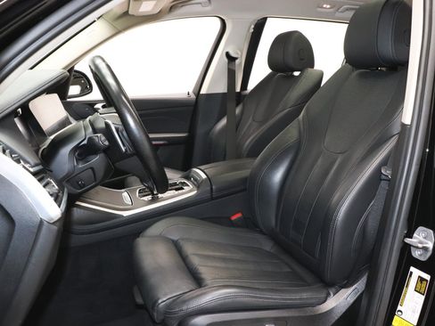 Used 2022 BMW X7 xDrive40i w/ Premium Package image 21