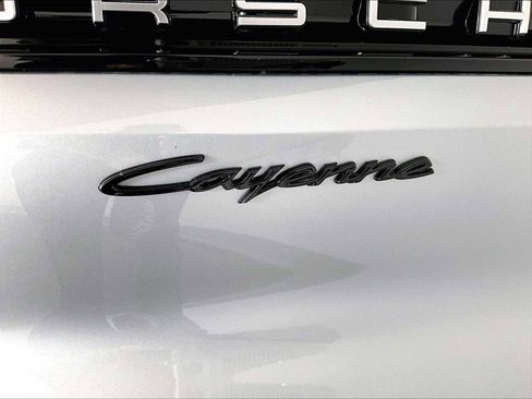 New 2026 Porsche Cayenne E-Hybrid image 32