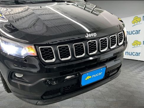 Used 2024 Jeep Compass Latitude AWD/4WD image 28