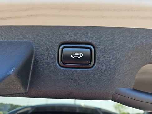 Used 2023 Kia Sportage X-Line w/ X-Line Premium Package AWD/4WD image 34