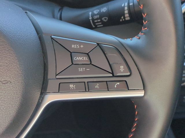 Used 2025 Nissan Sentra SR w/ Midnight Edition FWD image 17