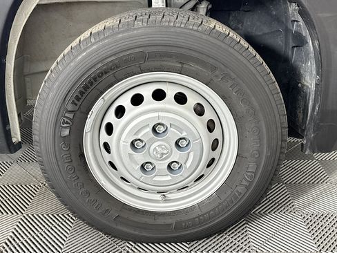 Used 2025 RAM ProMaster 2500 w/ Safety Group FWD image 26