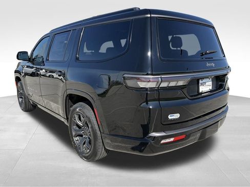 New 2026 Jeep Grand Wagoneer Limited AWD/4WD image 6