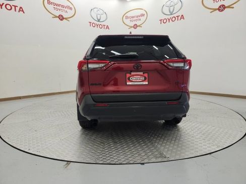 Used 2025 Toyota RAV4 LE FWD image 7