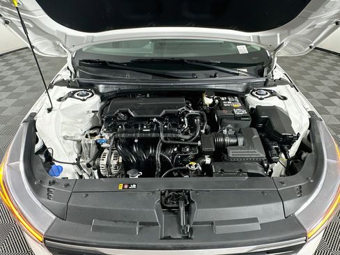 Used 2025 Kia K4 FWD image 31