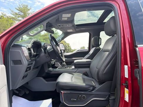 Used 2022 Ford F150 Lariat w/ Equipment Group 502A High AWD/4WD image 13