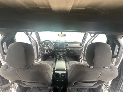 Used 2019 Jeep Wrangler Unlimited Sport S AWD/4WD image 14