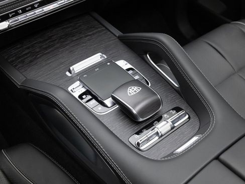 Used 2022 Mercedes-Benz Maybach GLS 600 4MATIC image 22