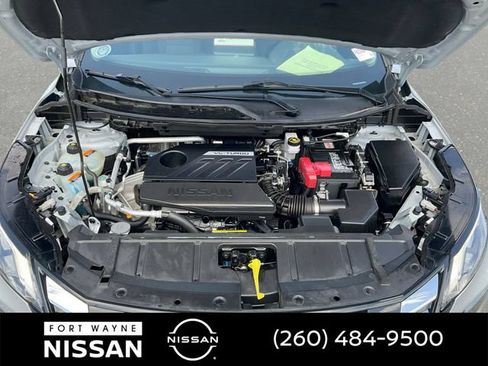 Used 2025 Nissan Rogue SV AWD/4WD image 35